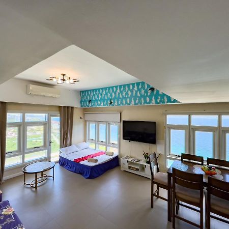Vila 1Br Oceanfront At Arterra, Fast Wifi, Nflix, Kitchen Lapu-Lapu City Exteriér fotografie