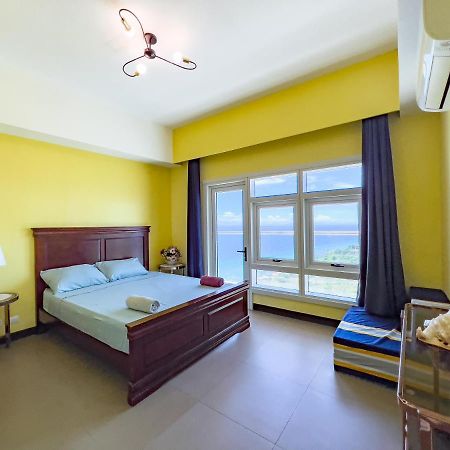 Vila 1Br Oceanfront At Arterra, Fast Wifi, Nflix, Kitchen Lapu-Lapu City Exteriér fotografie