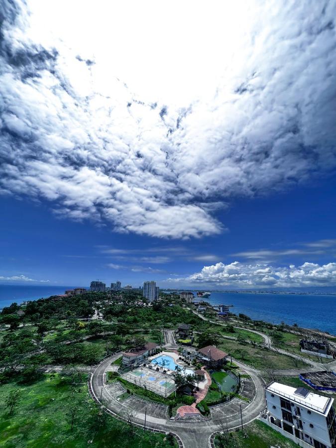 Vila 1Br Oceanfront At Arterra, Fast Wifi, Nflix, Kitchen Lapu-Lapu City Exteriér fotografie